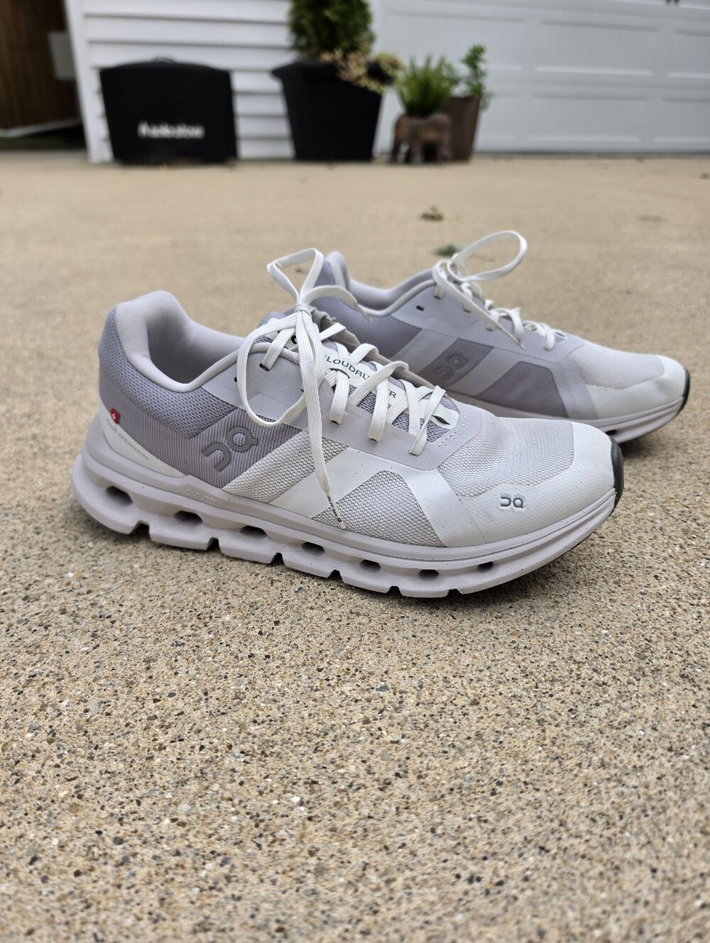 On Cloudrunner Women's Running Shoes White Gray Size 10 Wide
